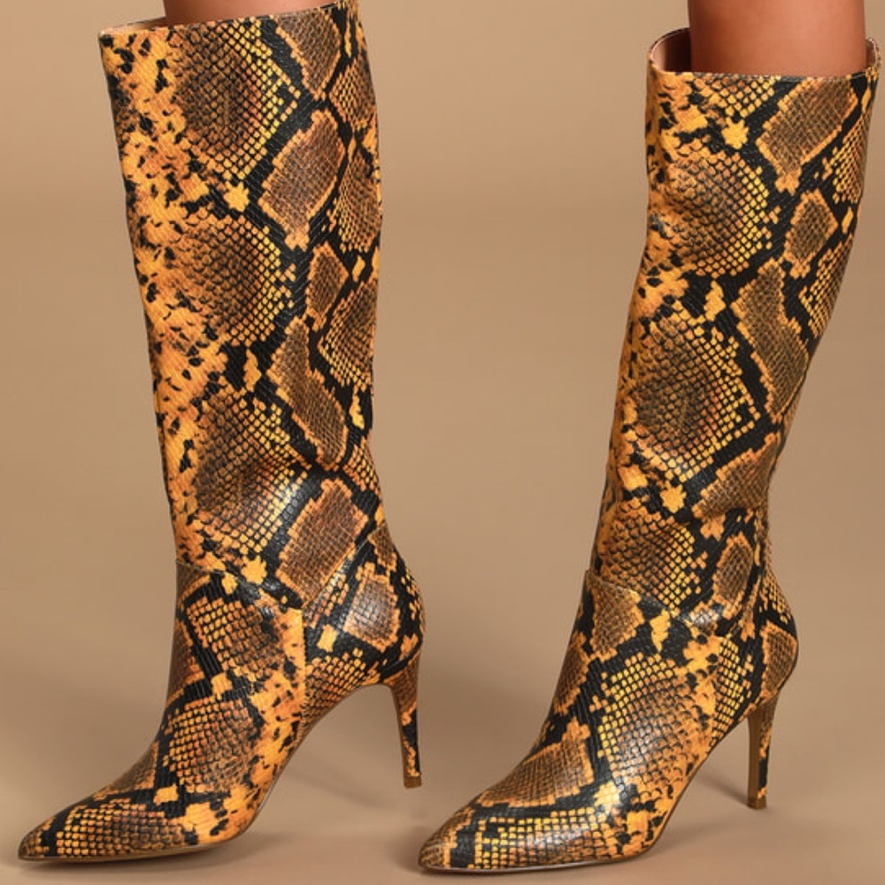 NEW! Steve Madden Kinga Embossed Knee High Boot